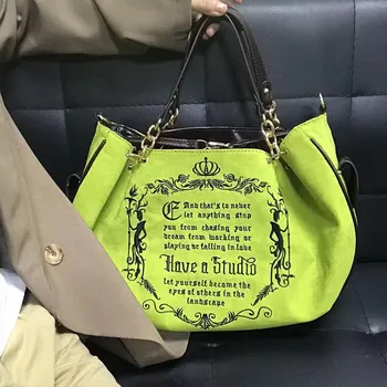 التطريز رسالة Tot حقيبة المرأة الجديدة في سعة كبيرة القوطية الرجعية حقيبة يد مجانا الشحن المتخصصة في التصميم العلامة التجارية لينة حقيبة ستايجلايت